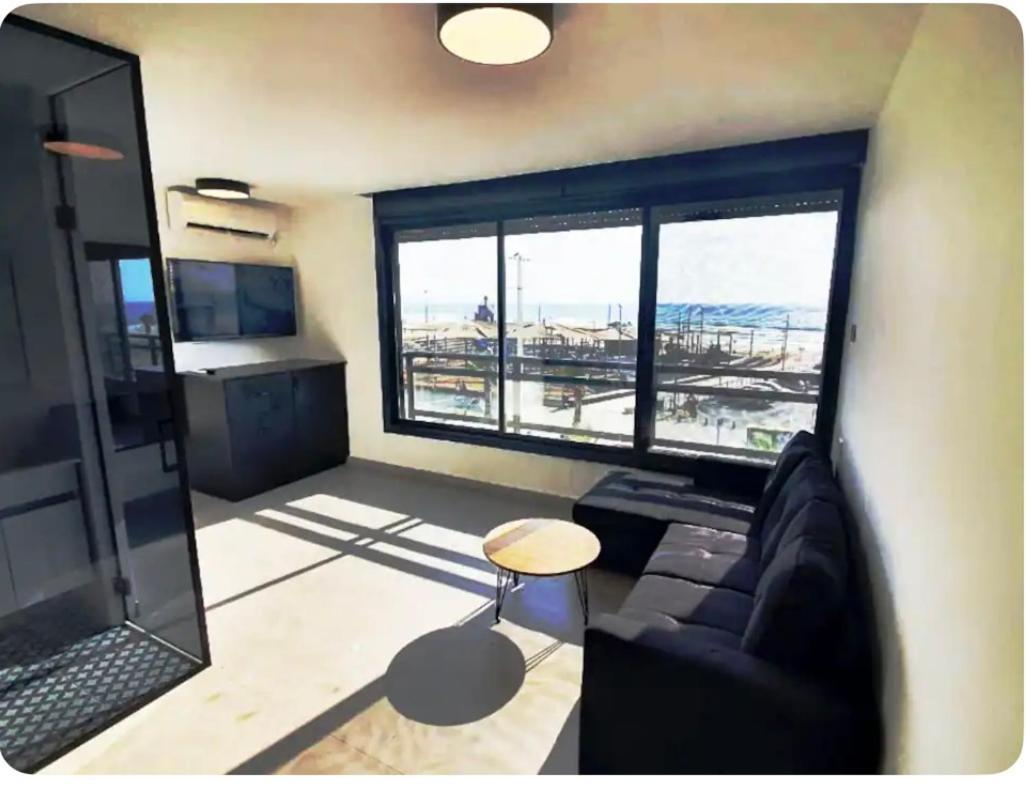 Ryo 11 דירת נופש חדשה על חוף הים נוף לים Apartment Bat Yam Exterior foto