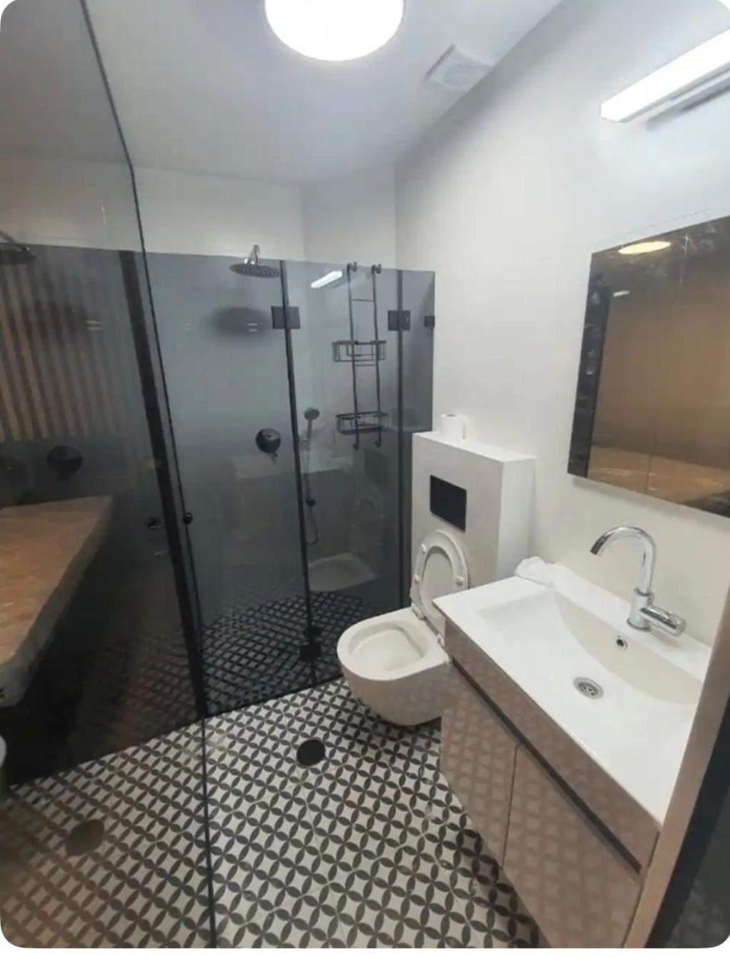 Ryo 11 דירת נופש חדשה על חוף הים נוף לים Apartment Bat Yam Exterior foto